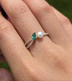 14kt Yellow Gold Natural Emerald, Pearl and Diamond Ring