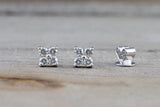 14k White Gold Diamond Clover Flower Earring Studs Stud